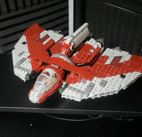 75362 - Ahsoka Tano's T-6 Jedi Shuttle - LEGO Star Wars: 100% Complete - No Figs