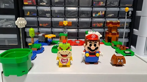 LEGO Super Mario - Adventures with Mario Starter Course (71360)