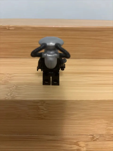LEGO Black Manta Minifigure sh0160 76027 DC Super Heroes CMF Lot Rare Retired 