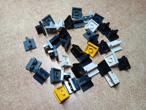LEGO BULK LOT 38 BRACKET 2X2 1X2 CENTERED BLACK YELLOW GRAY WHITE #41682