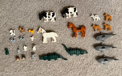 LEGO Animal Lot Cows Horses Sharks Crocodiles Friends Pets READ DESC