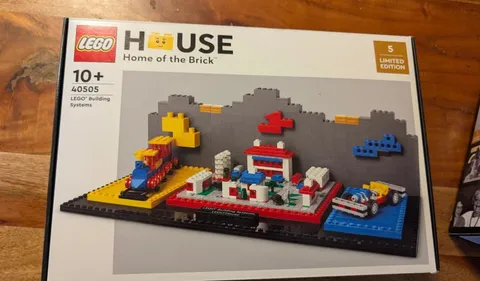 LEGO 40505 LEGO House Home of the Brick - Exclusive Set - NEW & SEALED