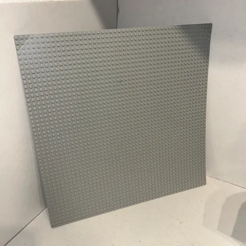 Lego Baseplate 48 x 48 Light Bluish Gray (4186) 15" x 15" Building Plate
