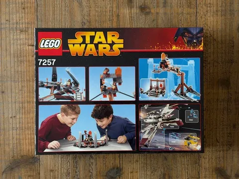 LEGO Star Wars 7257 Ultimate Lightsaber Duel Set