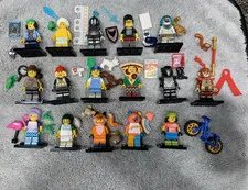 LEGO Minifigures Series 19 - 71025 - Complete set of 16