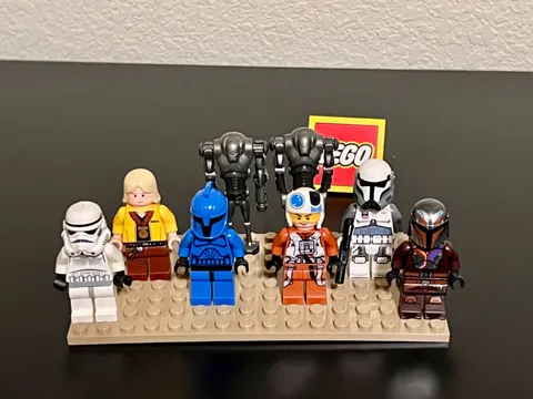 LEGO Star Wars Vintage Lot of 8 minifigures Retired Excellent Condition!!!