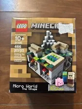 LEGO Minecraft: The Village (21105)