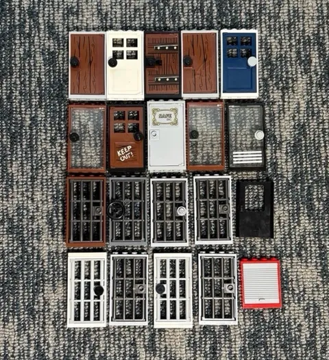 LEGO Mixed Lot of 20 Doors Vintage Wood Barred Decorated Doors