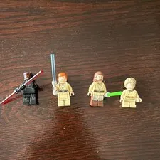 LEGO Star Wars Minifigure Lot of 4 Darth Maul Obi-Wan Luke w/ Lightsabers