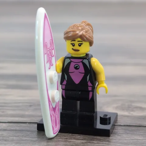LEGO Surfer Girl Minifigure Series 4 8804 Genuine CMF Col053 Retired 2011
