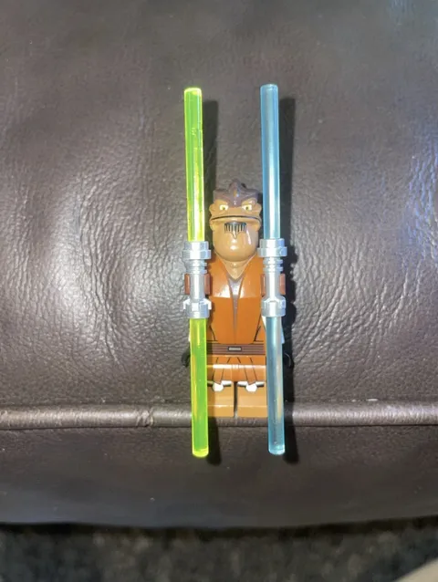 Lego Authentic Pong Krell Minifigure Small Crack On Torso Hard To Tell