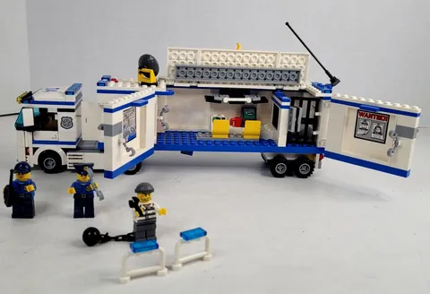 LEGO City - Mobile Police Unit 60044 99% Complete w/ Instructions