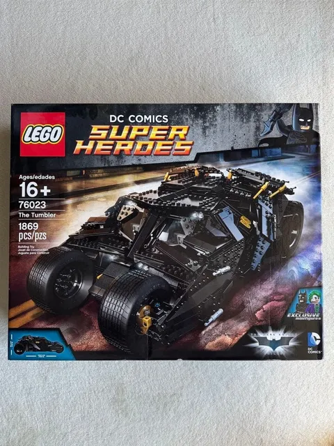 LEGO Super Heroes 76023 The Dark Knight Tumbler Batman Minifigure New Sealed Toy
