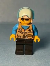 LEGO City Minifig cty1082 - Helicopter Pilot - Light Scratches/Crack on Side