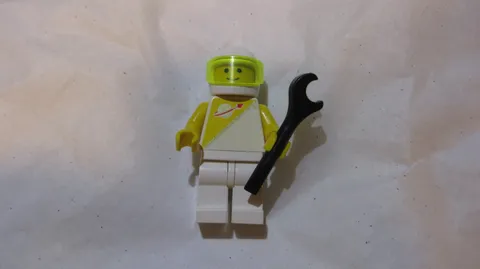 Vintage Classic Lego Space White Yellow Spaceman Mini Figure Mini Fig