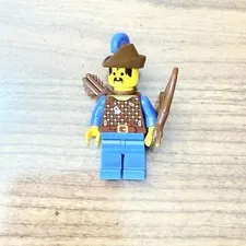 LEGO Castle Forestman Minifigure cas286 Dark Forest Blue Plume Vintage