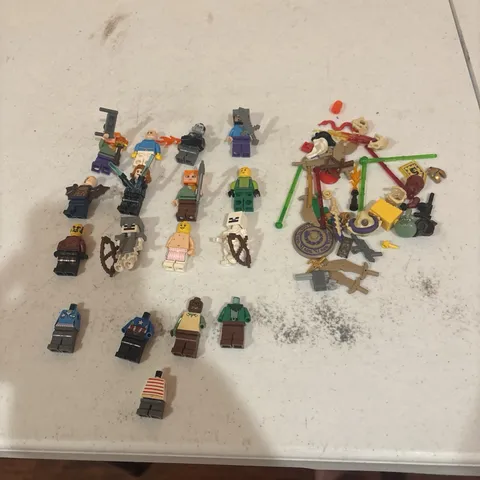 LEGO Minifigure Lot Mixed Minecraft Marvel Captain America Steve Alex Weapons