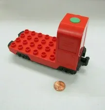 Lego Duplo RED TRAIN MOTORIZED LOCOMOTIVE ENGINE Sounds Battery Operated Works!
