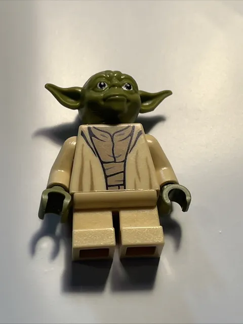 Lego Star Wars Yoda Minifigure Sw0707