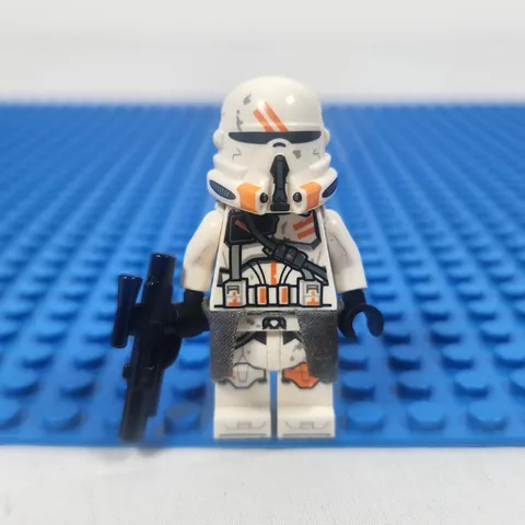 LEGO Star Wars Clone Airborne Trooper 212th Attack Battalion SW1100 Set 75286