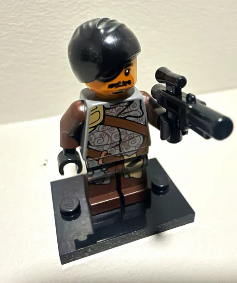 LEGO Minifigure Star Wars Kanjiklub Gang Member (Crokind Shand). Sw0673