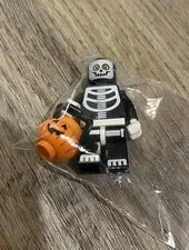 LEGO Minifigures Skeleton Minifigure w/ Pumpkin Accessory (Polybag)