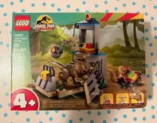 Lego Jurassic Park 76957: Velociraptor Escape (NEW AND UNOPENED)
