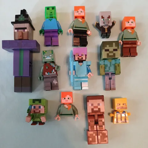 LEGO Minecraft Lot of 12 Assorted Random Figures 