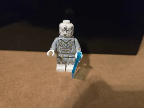 Lego Marvel Series 1 Minifigure (71031) The Vision