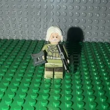 LEGO Star Wars Admiral Ematt Minifigure Sw0891 Defense Of Crait 75202