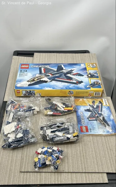 LEGO Creator 3 in 1 Blue Power Jet 31039 Complete Set 608 Pieces New Open Box