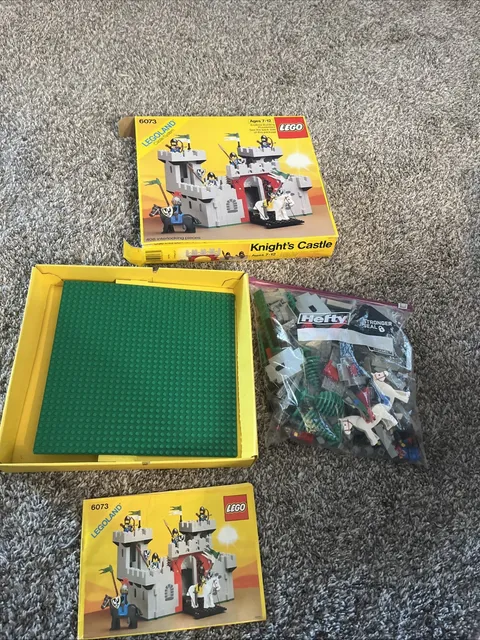 LEGO Castle 6073 Black Falcons Knight's Castle Very Good with Box vintage Incomp