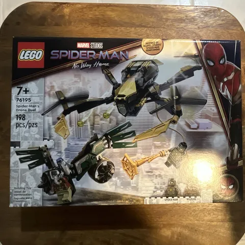 LEGO Marvel Spider-Man’s Drone Duel 76195 Set 198 pcs 7+ w/ Minifigures