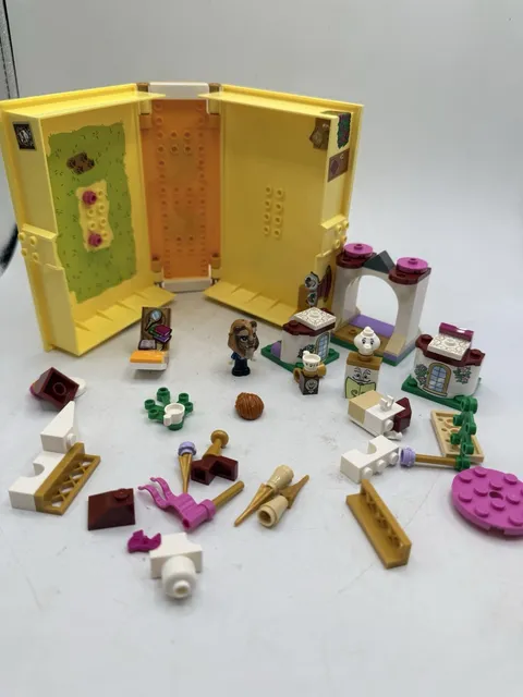 LEGO Disney Princess: 43177 - Belle's Storybook Adventures : READ