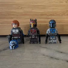 LEGO Star Wars Mandalorian Minifigures Lot of 3 w/ Helmet & Blasters