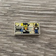 Lego 3069px22 3069bpx22 White Tile 1 x 2 with Minifigure and Pyramids Pattern