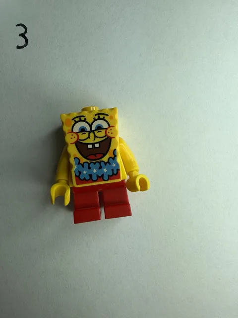 Lego SpongeBob SquarePants 3818 Blue Lei Minifigure