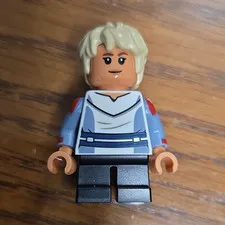 LEGO  Bad Batch Omega Minifigure 