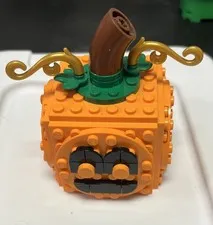 Lego Jack-O-Lantern Set