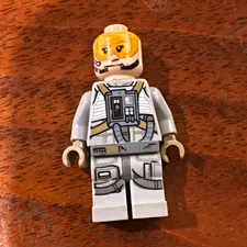 Sandspeeder pilot LEGO Minifigure good condition no helmet
