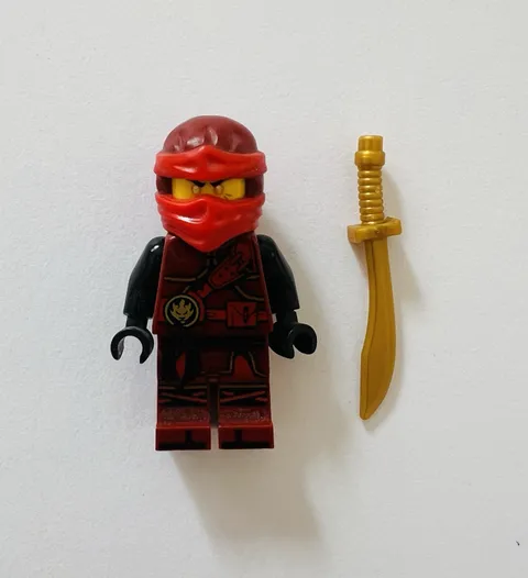LEGO NINJAGO Kai njo0277 Hands of Time Black Armor Minifigure 70627 **RETIRED**