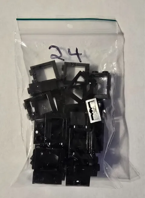 LEGO Lot of 24 window 1x212 flat front black 60592