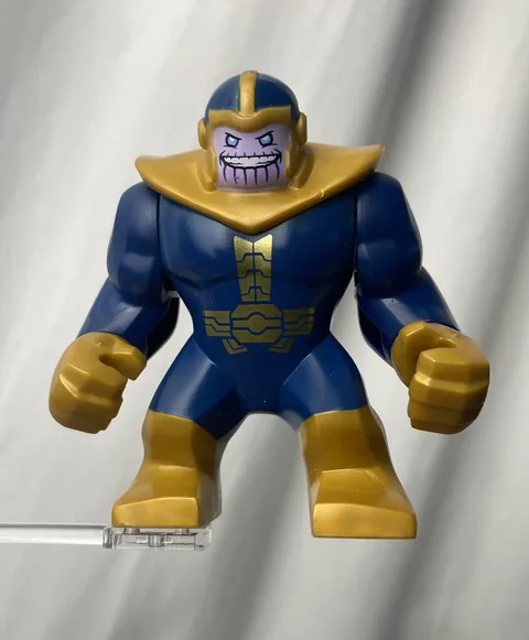 LEGO Minifigure sh0230 Thanos Large Figure Dark Blue & Gold 2016 Avengers 76049 