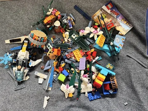 LEGO Mixed Bulk Lot With Partially Built Pieces