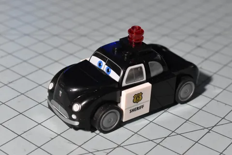 Lego Juniors Cars 3 Willy's Butte Speed Training 10742 Sheriff