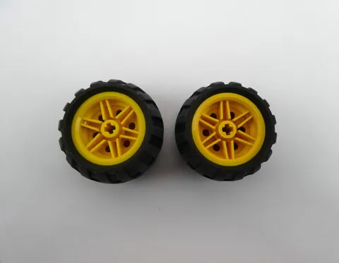 Lego Technic Yellow Wheel 56145 + Small Balloon Tire 43.2 x 26 61481 ~ Set of 2