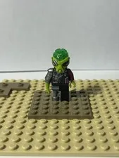  Lego Alien Conquest Cyborg PIRATE VILLAIN Minifigure 7066 Green Minifig Head