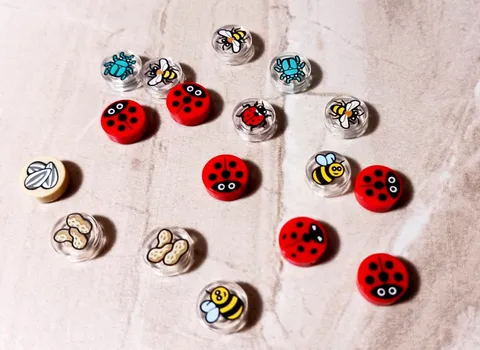 New LEGO Insects Lot Bugs Lot of 17 Food Peanuts Seeds Beetle Chrome Ladybug Bee
