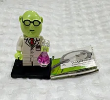 LEGO Minifigure Scientist w/ Green Alien Head, Glasses & Flask
