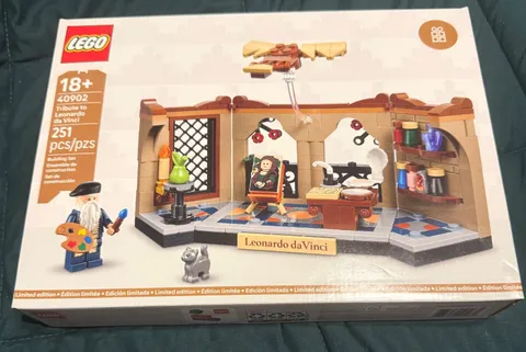 Tribute to Leonardo da Vinci LEGO 40902 - LIMITED EDITION GWP - NEW & SEALED